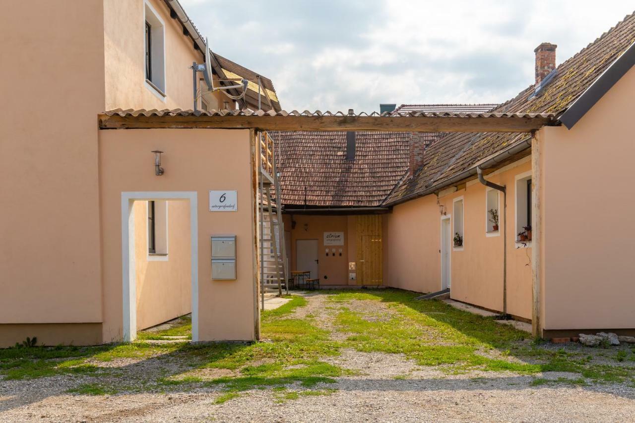 Atrium Untergrafendorf Apartamento Boheimkirchen Exterior foto